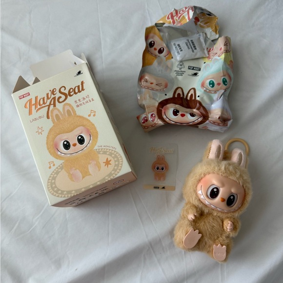 AUTHENTIC Popmart Have A Seat Labubu Baba - Picture 2 of 9